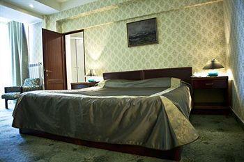 Shirak Hotel
