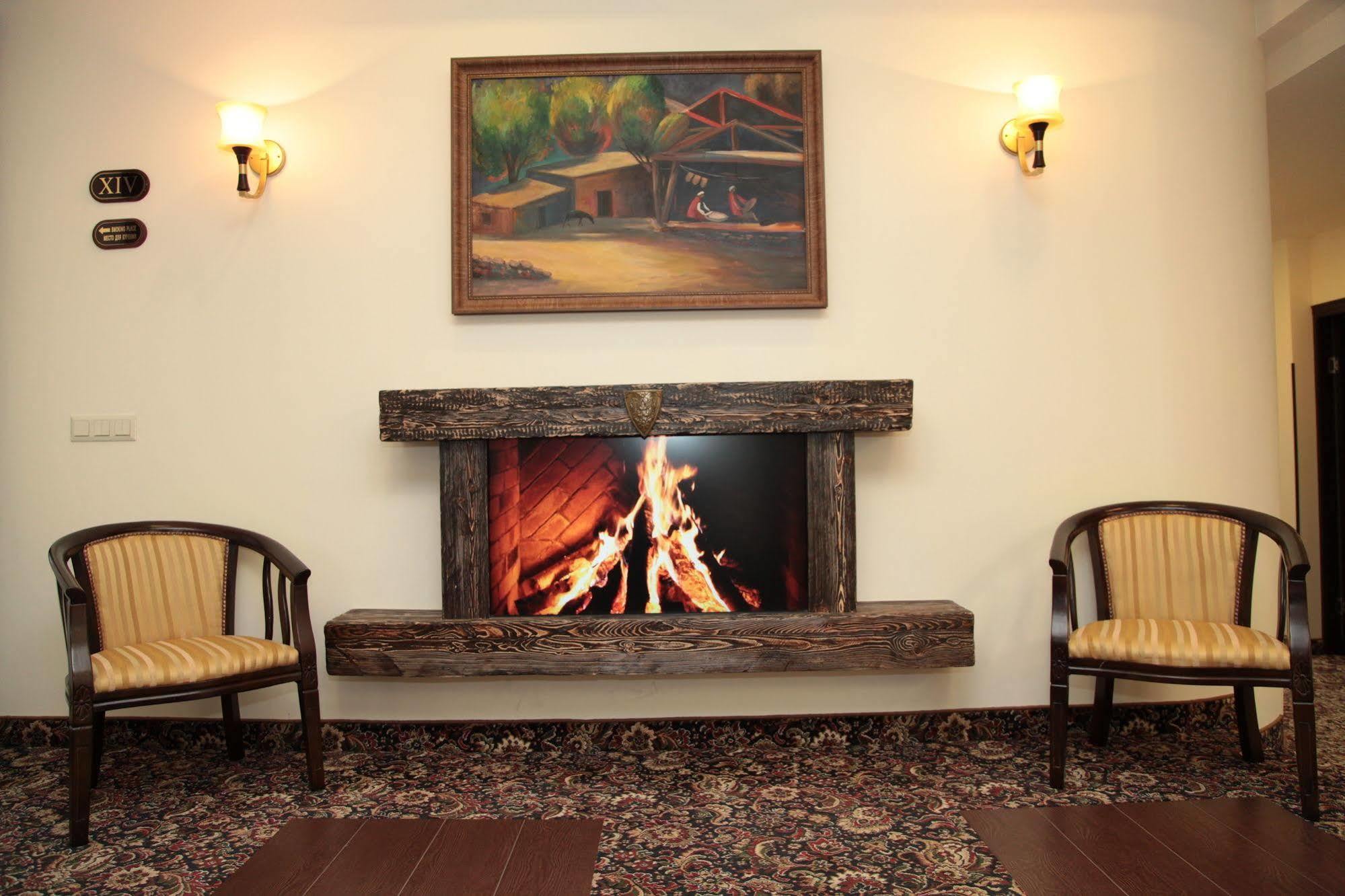 Hotel Shirak