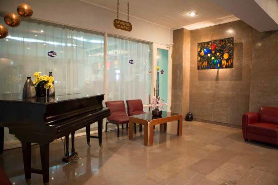 Hotel Shirak Erivan